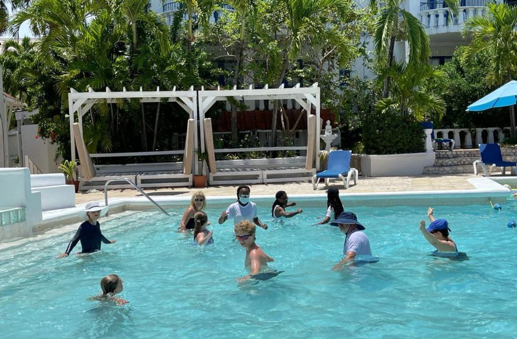 Franklyn D Resort & Spa All Inclusive ランアウェイ・ベイ エクステリア 写真