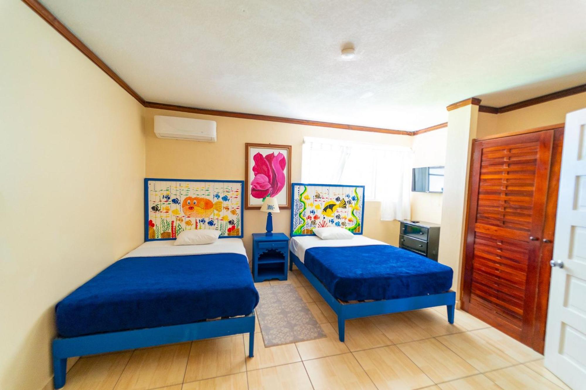 Franklyn D Resort & Spa All Inclusive ランアウェイ・ベイ エクステリア 写真