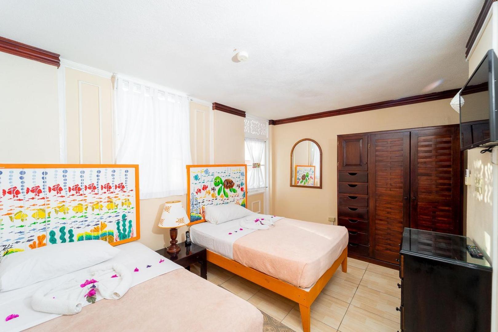 Franklyn D Resort & Spa All Inclusive ランアウェイ・ベイ エクステリア 写真