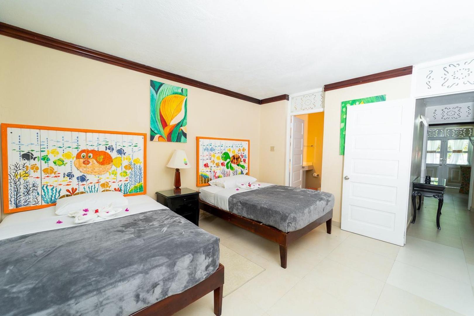 Franklyn D Resort & Spa All Inclusive ランアウェイ・ベイ エクステリア 写真