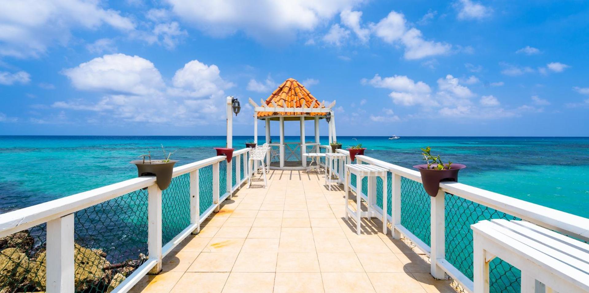 Franklyn D Resort & Spa All Inclusive ランアウェイ・ベイ エクステリア 写真