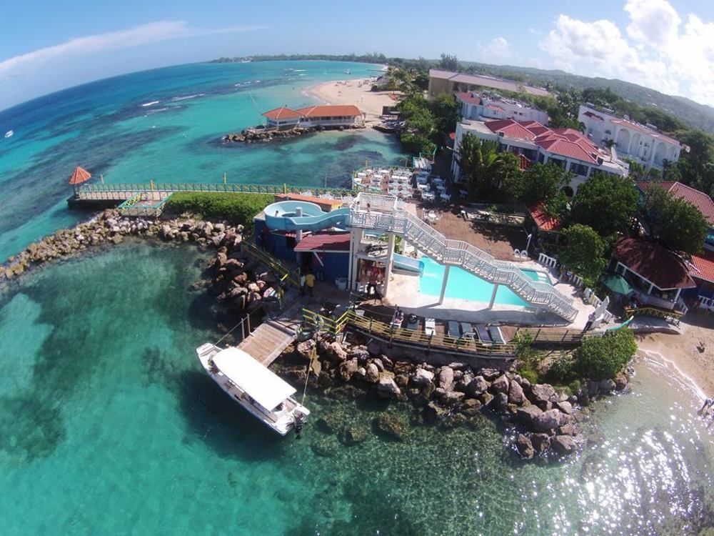 Franklyn D Resort & Spa All Inclusive ランアウェイ・ベイ エクステリア 写真
