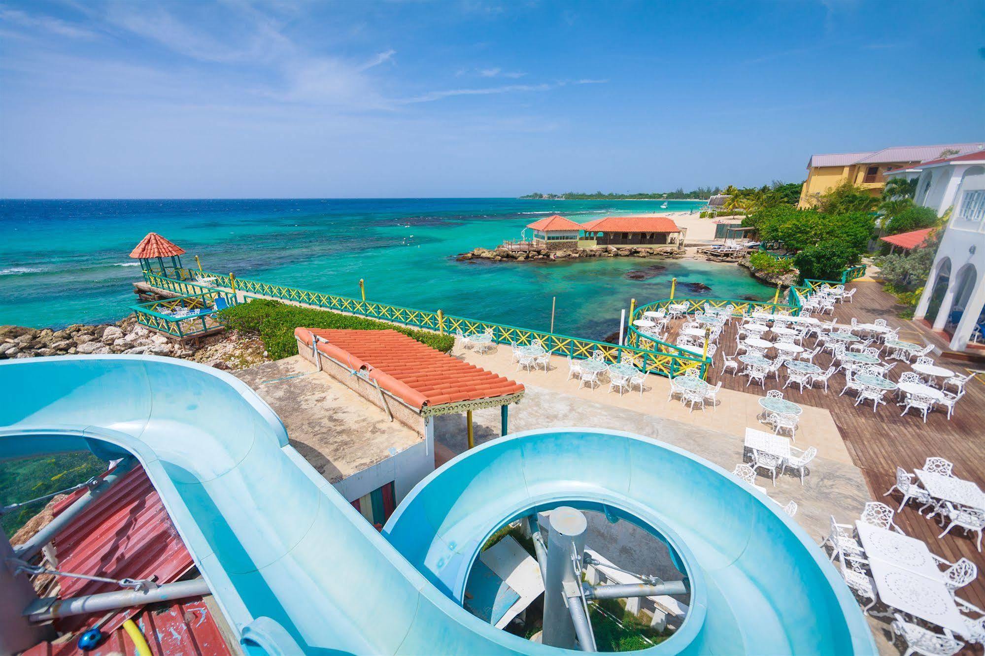 Franklyn D Resort & Spa All Inclusive ランアウェイ・ベイ エクステリア 写真