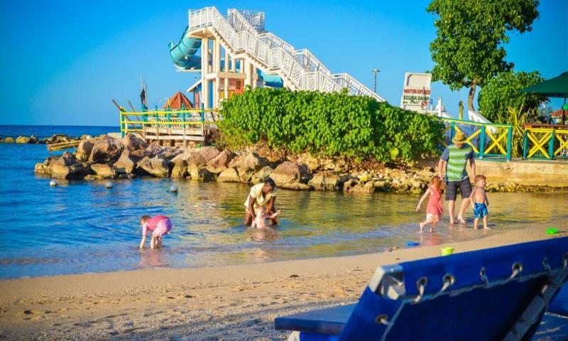 Franklyn D Resort & Spa All Inclusive ランアウェイ・ベイ エクステリア 写真